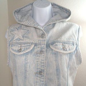 Juniors Or Petite LA GEAR jean Vest With Hood, Size L, Vintage, Excellent